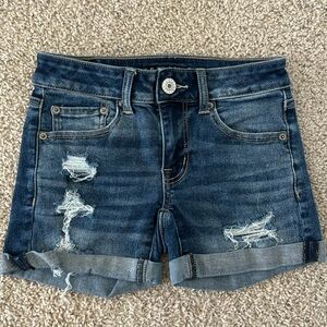 American Eagle Next Level Stretch Shorts, size 00, distressed dark blue